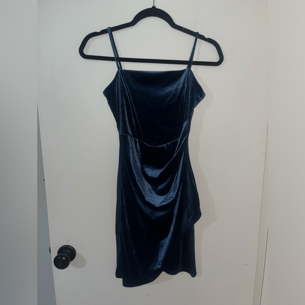 Windsor Midnight Blue Velvet Mini Dress
